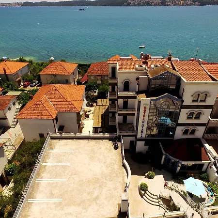 Bavaria Trogir Hotel 3*
